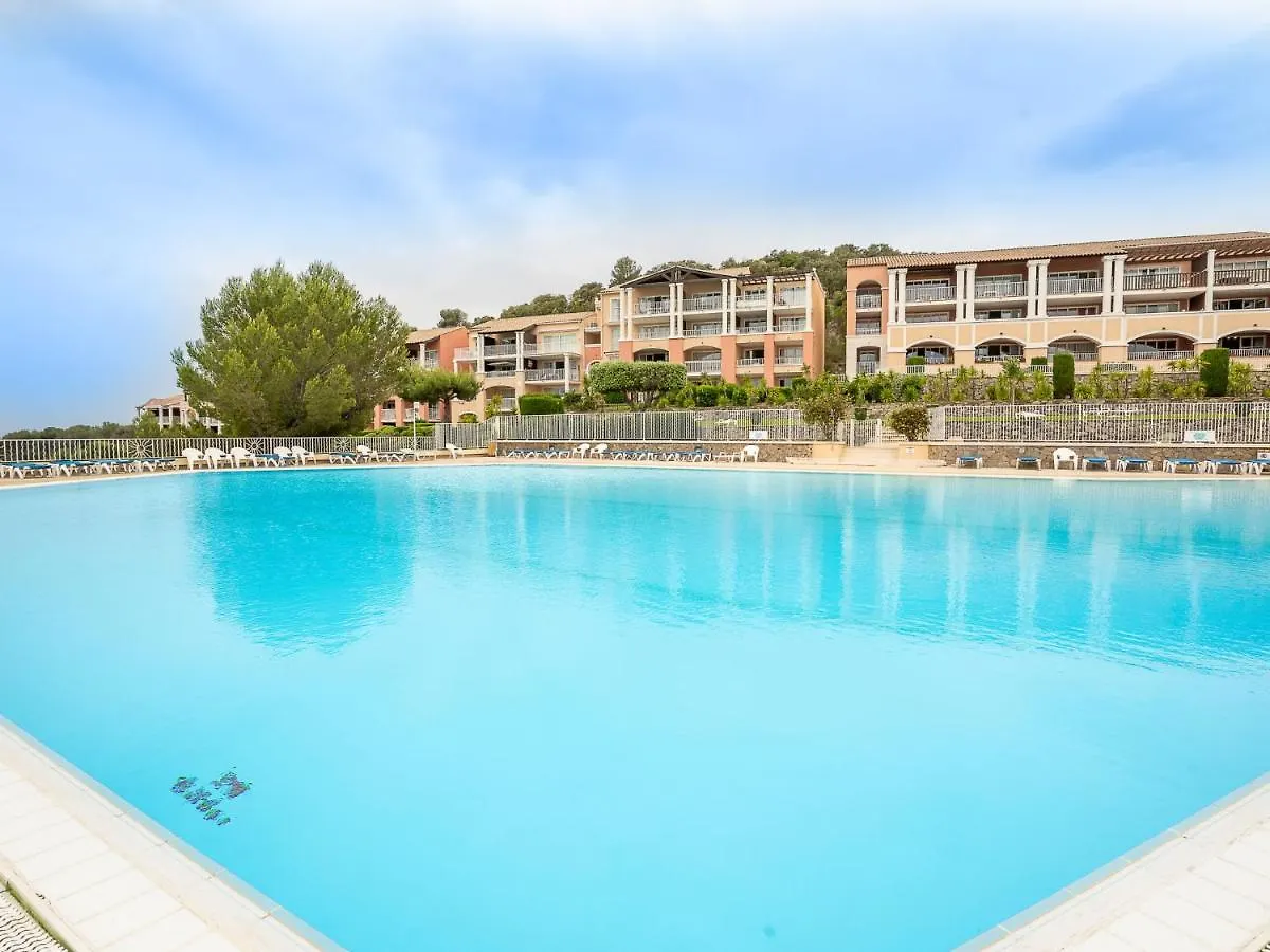 Apartment Village Cap Esterel - Le Hameau-29 By Interhome Saint-Raphaël 0*,  Frankrig
