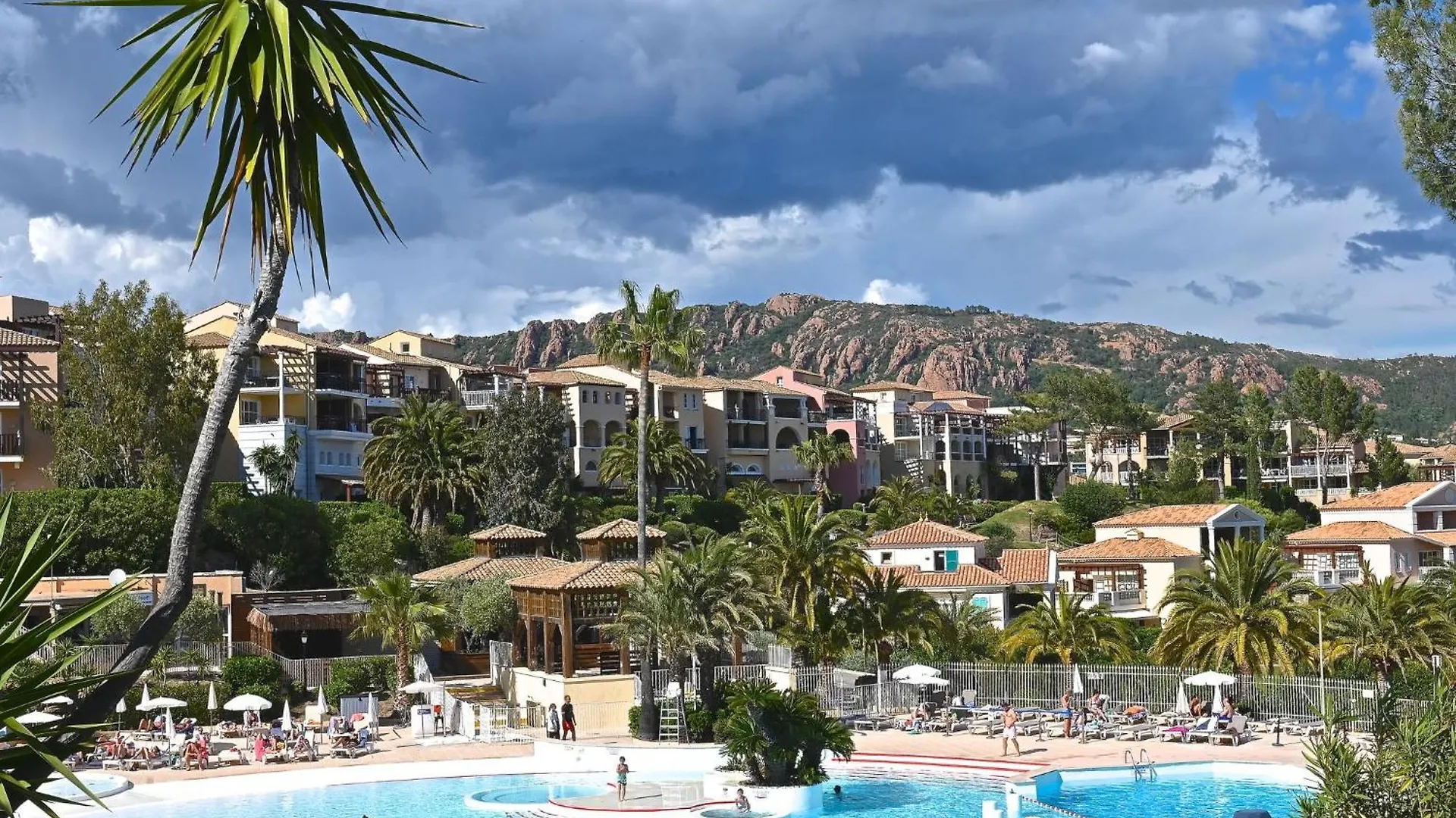 Apartment Village Cap Esterel - Le Hameau-29 By Interhome Saint-Raphaël