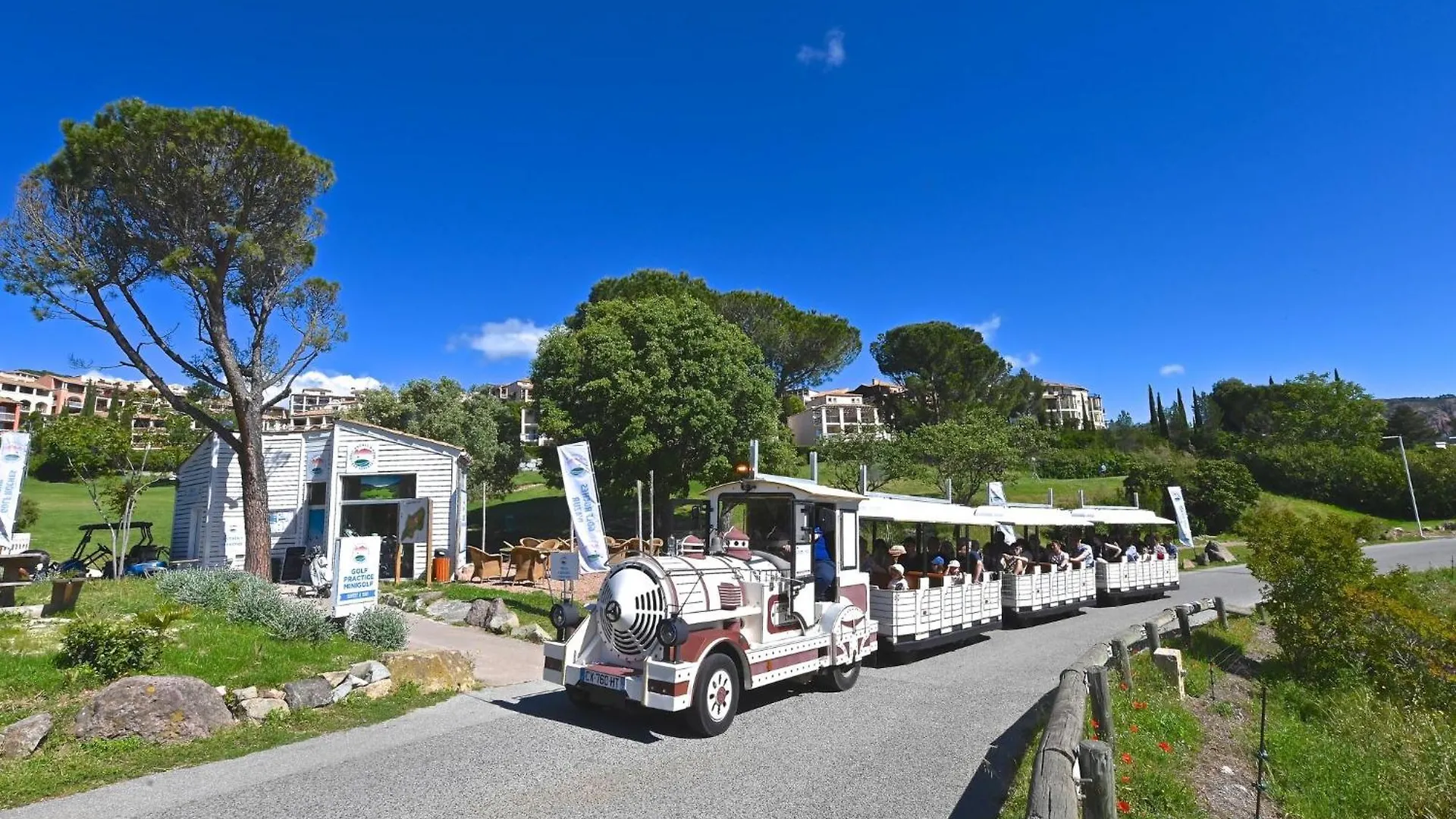 Apartment Village Cap Esterel - Le Hameau-29 By Interhome Saint-Raphaël